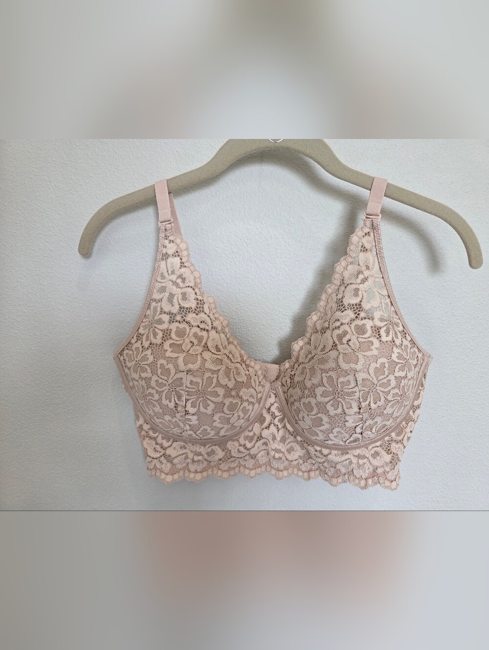 NWOT Maidenform 36D Beige Lace No Wire Underwire Bra